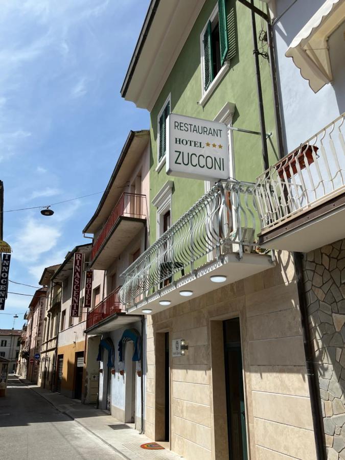 Hotel Zucconi มอนเตกาตินี แตร์เม ภายนอก รูปภาพ