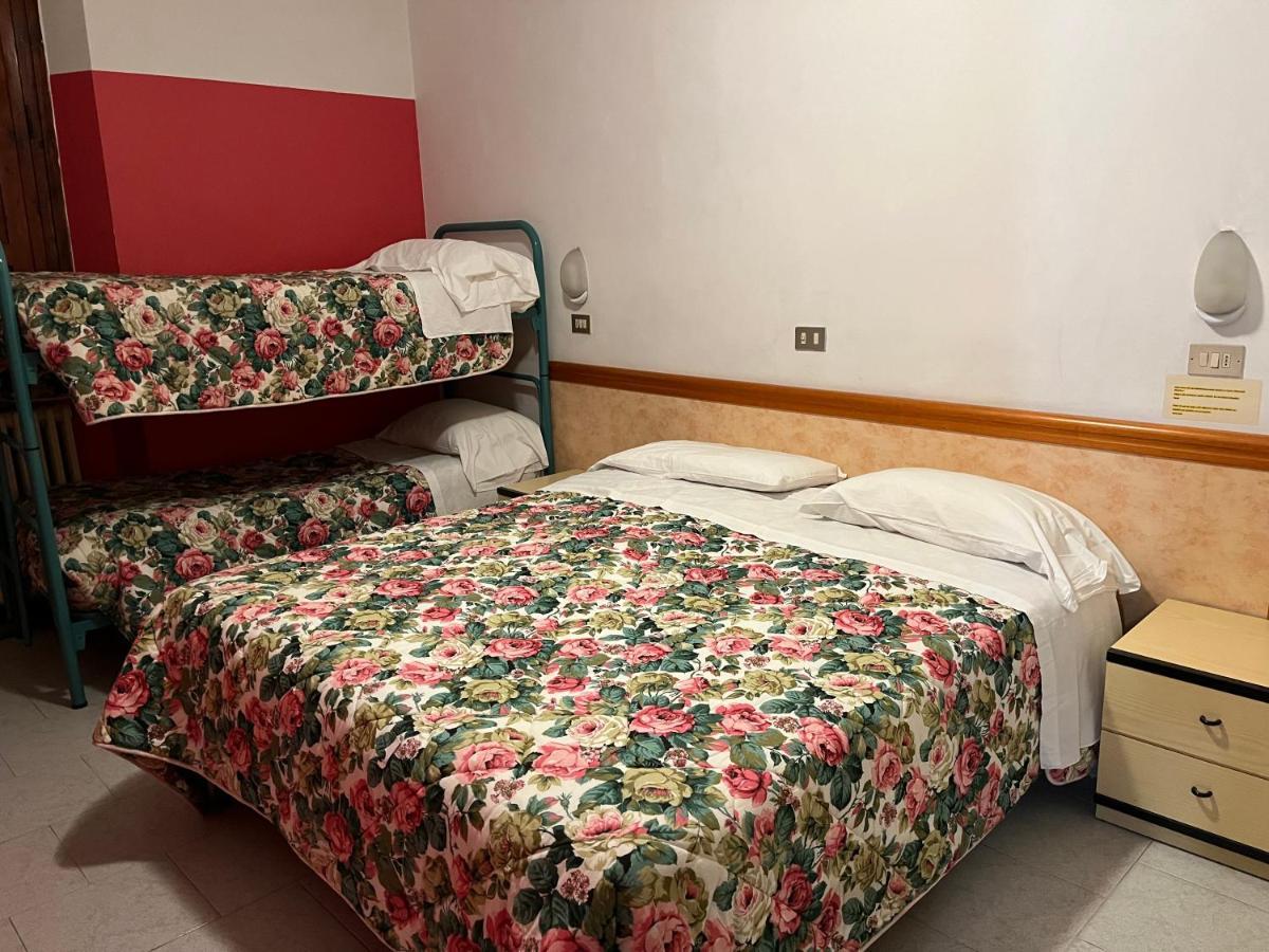 Hotel Zucconi มอนเตกาตินี แตร์เม ภายนอก รูปภาพ