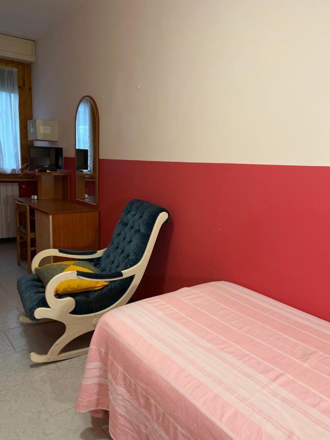 Hotel Zucconi มอนเตกาตินี แตร์เม ภายนอก รูปภาพ